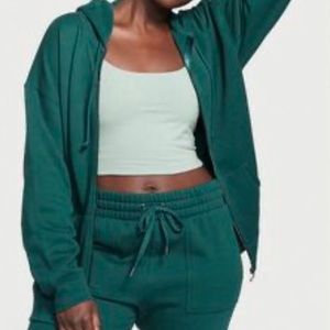 NWT Victoria’s Secret Dark Green Zip Up Jacket | Large